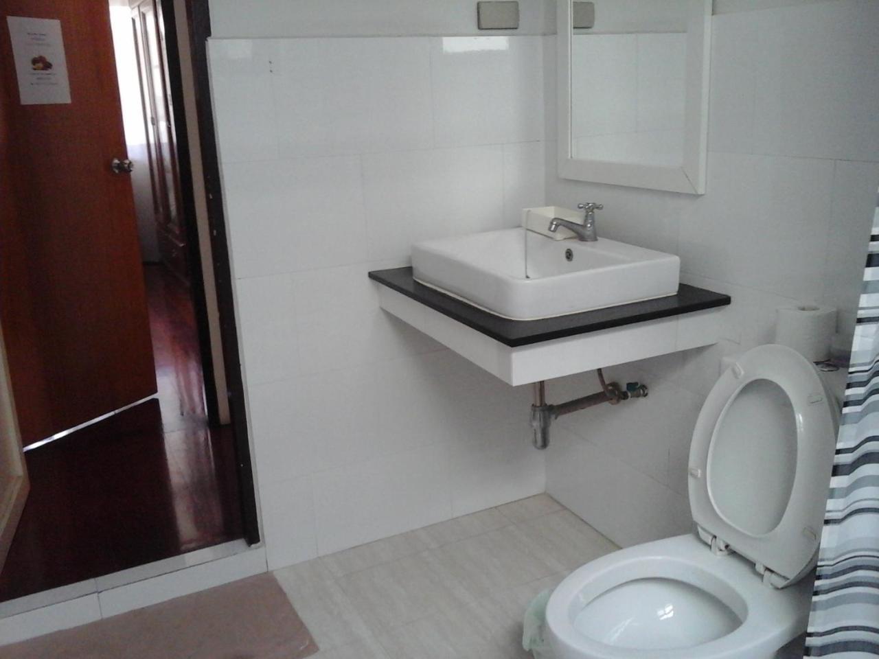 House 23 Guesthouse Bangkok Eksteriør bilde